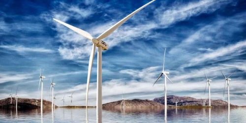 Какая бывает промышленность и что она производит?