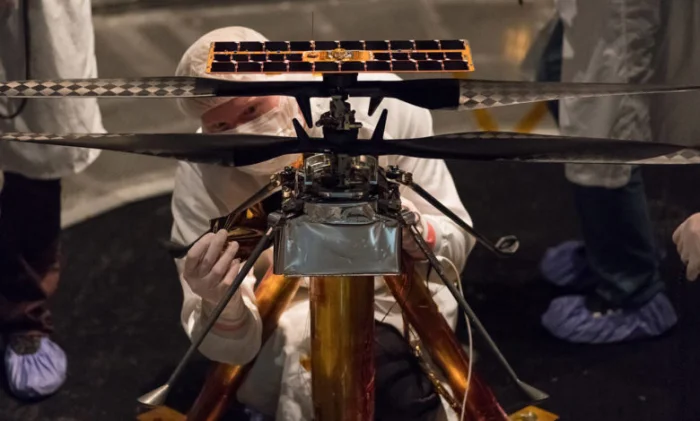 Ingenuity: вертолет NASA завершил подготовку к полету на Марс