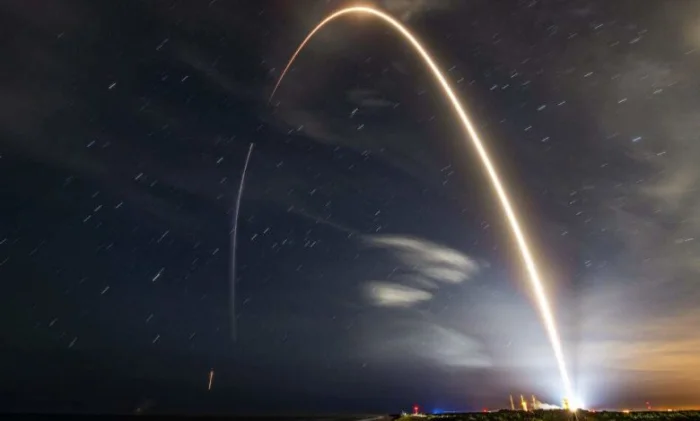 SpaceX начинает утилизацию старых спутников Starlink