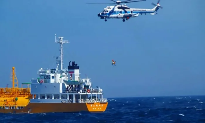 Женщина спасена после 80-километрового дрейфа по морю в Японии