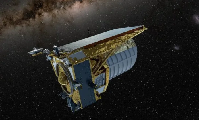 Телескоп Евклид подтвердил: Вселенная производит в два раза меньше света, чем раньше