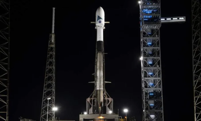 НАСА отправило спутник PACE для изучения океанов