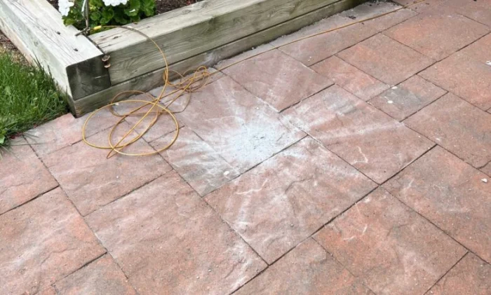 Метеорит попал на видео: уличная камера сняла падение небесного тела