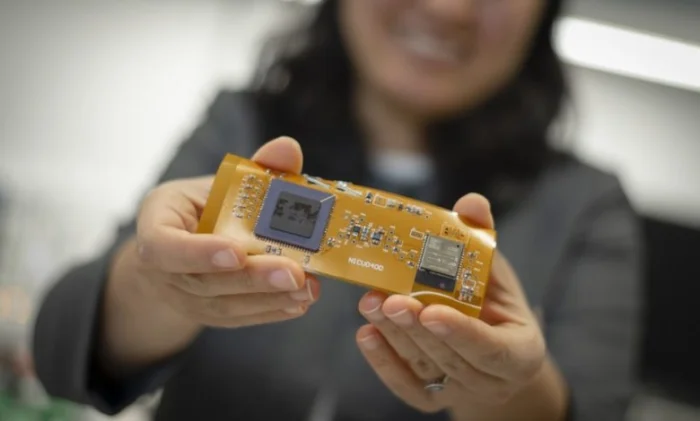 Новый датчик крови для детей: точнее и без проводов