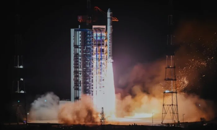 Китай создает сеть суперкомпьютеров для ИИ на орбите