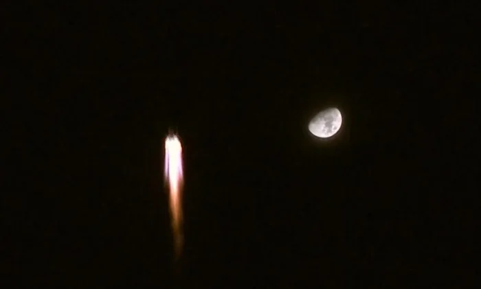 Китай научится получать кислород из лунного грунта