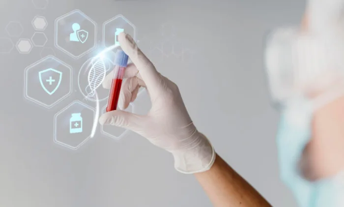 Орландо Блум решил очистить кровь от микропластика