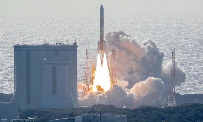 Японский старт: рентгеновская обсерватория и лунный посадочный модуль отправились в космос