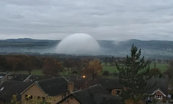 Ученые зафиксировали загадочный купол из тумана