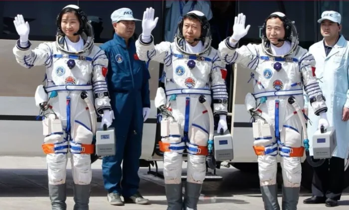Китай ищет героев космоса: стартовал отбор тайконавтов для станции «Тяньгун»