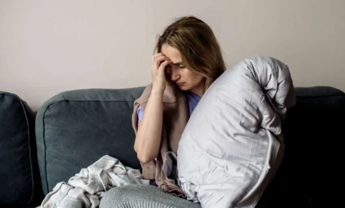 Ковид «бьет» по психике: риски сохраняются годами