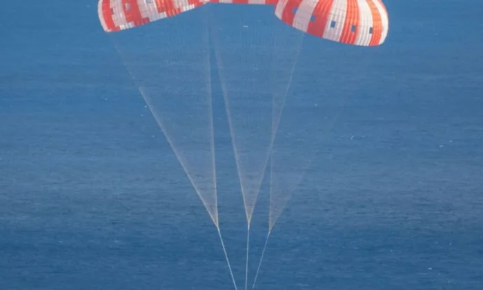 Исторический полет завершен: «Орион» приводнился, открывая путь к Луне