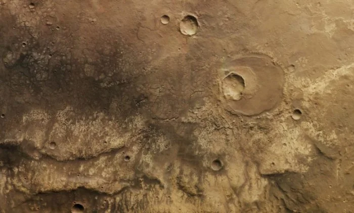 Один удар создал на Марсе 2 миллиарда кратеров